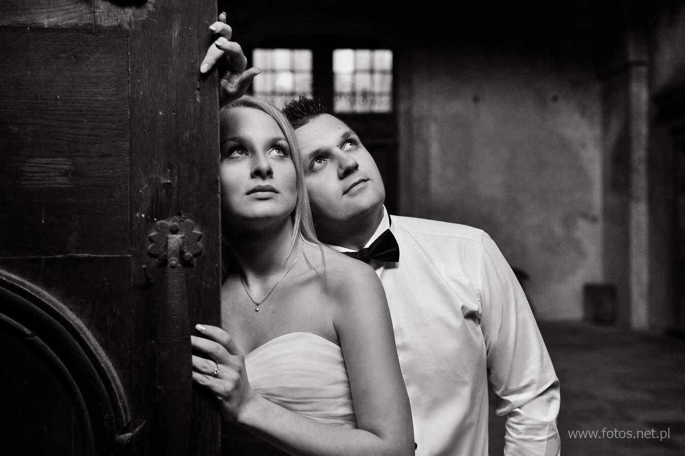 sesja ślubna w klasztorze cysterskim w Lubiążu, fotografia ślubna Wroclaw, fotografia ślubna Legnica