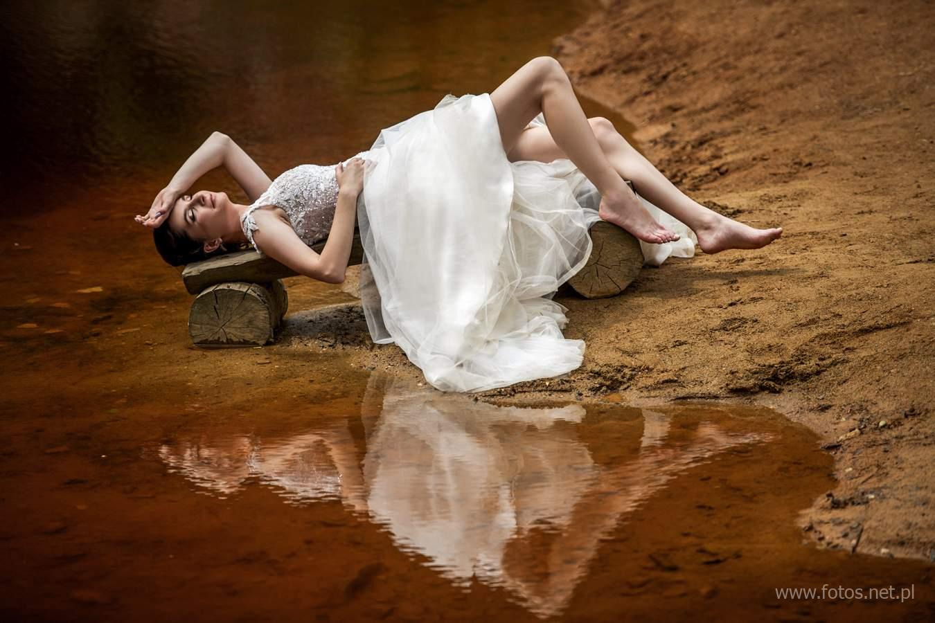 sesja ślubna kolorowe jeziorka rudawy janowickie w karpaczu karkonoszach dziki wodospad